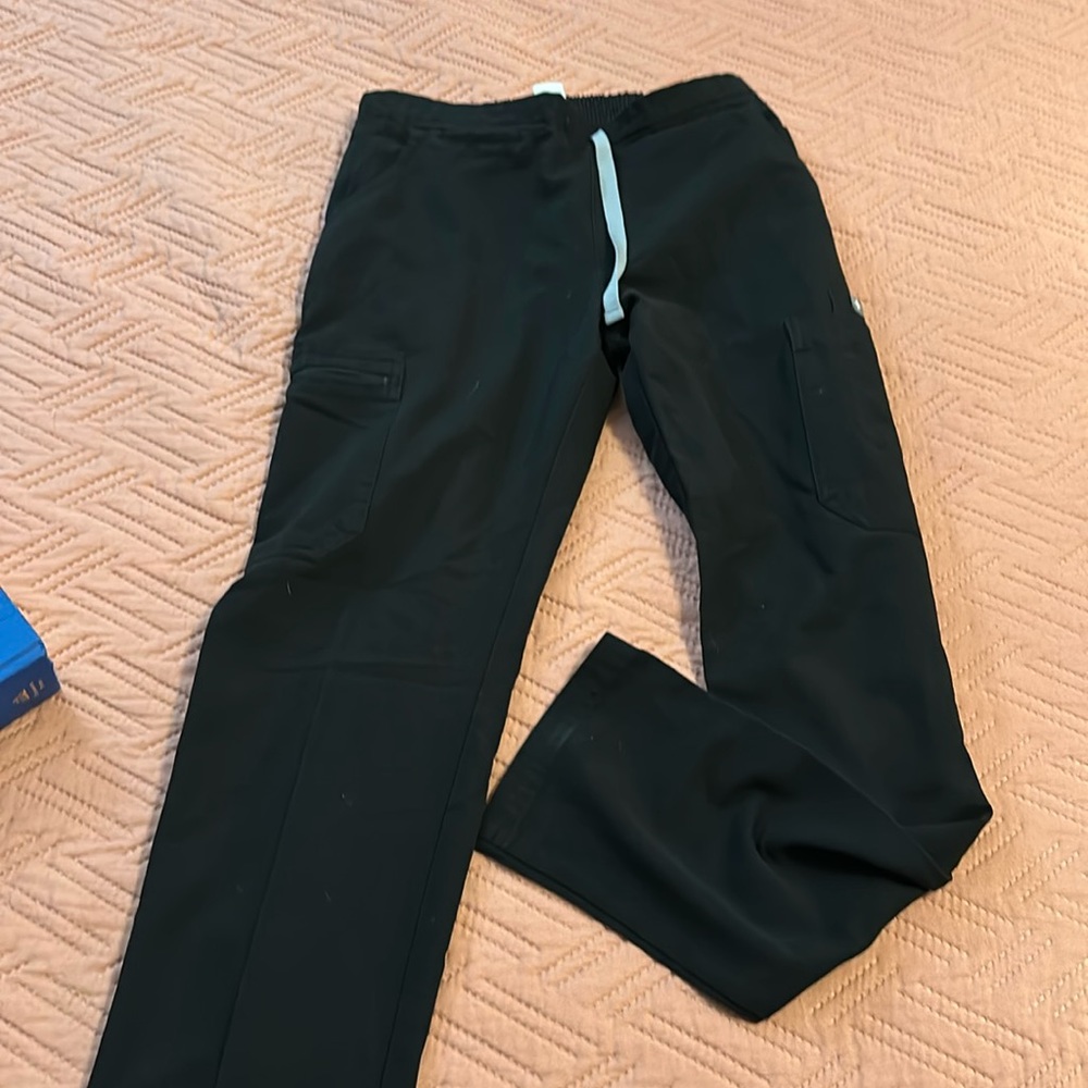 XS Fig Scrub Bottoms
